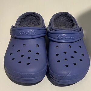 Crocs Fur Lined Fuzzy Shoes Size 3 Kids Lavender/ Periwinkle/ Purple